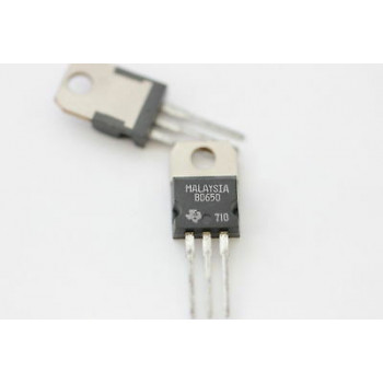 BD650 TEXAS INST. TRANSISTOR NOS( New Old Stock ) 1PC. C523BU8F010914