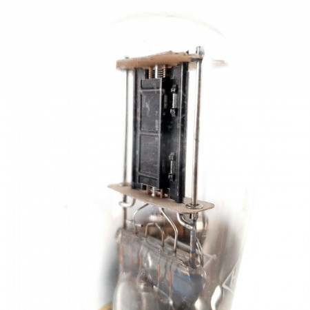 1 X L63 / 6J5G HALTRON. MARCONI PRODUCTION. FLAT BLACK PLATE. CD  ENA