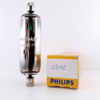 1 X 4390 MINIWATT VOLTAGE LIMITER TUBE. 11. CH32