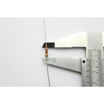 RESISTOR. 1/4W 820Ohm 820R 5% *8 PC* NOS (New Old Stock)