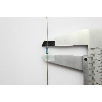 RESISTOR. 1/4W 12K1 12,1K 1% *8 PC* NOS (New Old Stock)