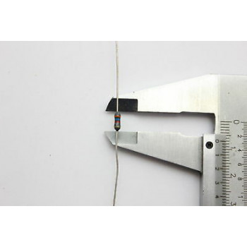 RESISTOR. 1/4W 3K6 3,6K 10% *8 PC* NOS (New Old Stock)