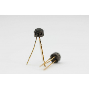 2N3646 GOLDEN TRANSISTOR NOS( New Old Stock )1PC. C285U7F020514