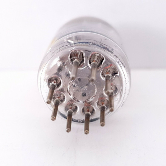 1 X 407A WE TUBE. BLACK PLATES. 77/88%. SLIGHTLY USED. 20. CH32