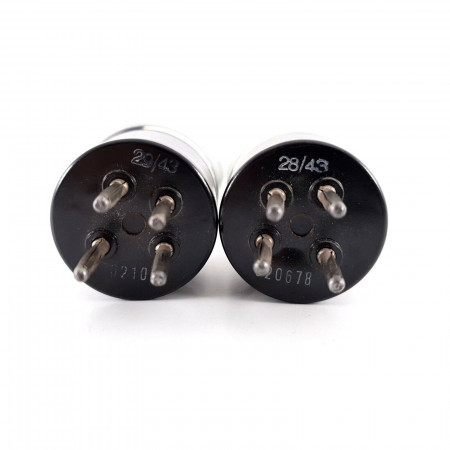 2 X RG105 TELEFUNKEN TUBE. GREY PLATES. 1950s PROD. NOS. AK  ENA