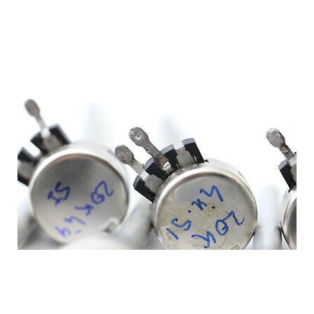 LOT 13 X CARBON PIHER POTENTIOMETER USED. LOTE 13 POTENCIOMETROS USADOS PIHER