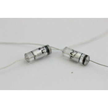 STYROFLEX CAPACITOR SIEMENS 27pF 630V 1% NOS 3PC. CA5U590CA103U600F280421