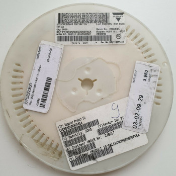 10 x 36K 1/8W 1% 100PPM SMD VISHAY RESISTOR. (R444) CA395U3900F290721