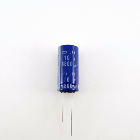1 x 6800uF 10V 105ºC NIPPON CHEMI-CON ELECTROLYTIC CAPACITOR. CA390U500F290621