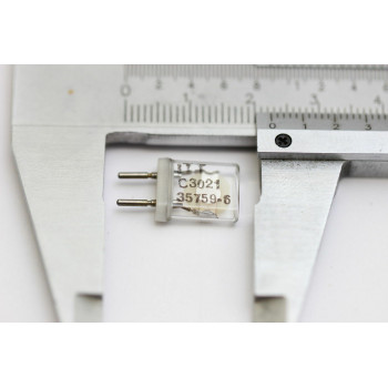 CRYSTAL OSCILLATOR - OSCILADOR C3021 35759-6 ITT NOS 1PC. CA25CU1F270715