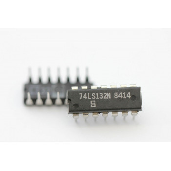 74LS132N SIGNETICS INTEGRATED CIRCUIT NOS(New Old Stock)1PC C178U20F050314
