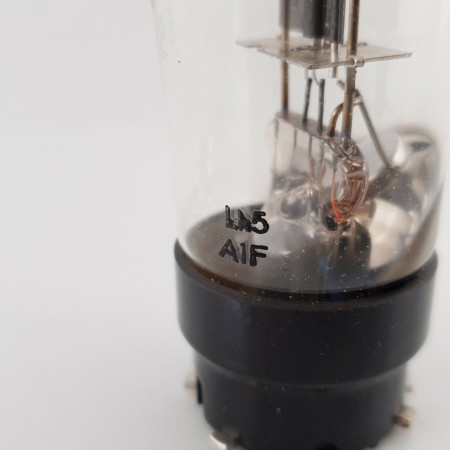 1 X EZ2 PHILIPS TUBE. SPLITED BLACK PLATES. 1950s PROD. NOS/NIB. CY  ENA