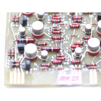 PLATE SPLASH RS NA 705-24 24 TRANSISTORS 16 DIODES 55 RESISTORS CA327U1F301019 2