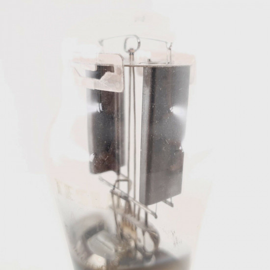 1 X AZ11 TESLA TUBE. BLACK PLATES. 1950s PRODUCTION. 64/67%. CX  ENA