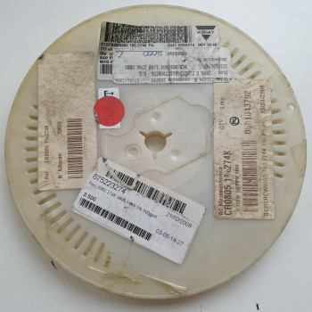 10 x 274K 1/8W 1% 100PPM SMD VISHAY RESISTOR. (R462) CA395U200F290721