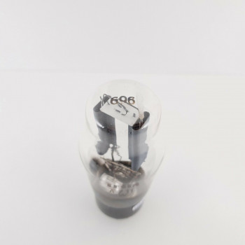 1 X AZ11 TESLA TUBE. GREY PLATES. 1950s PRODUCTION. 108/106% CX  ENA 2