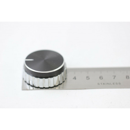 ROTARY KNOB FOR OLD RADIO 191 NOS (NEW OLD STOCK) 1PC. CA40(2)U1F280318