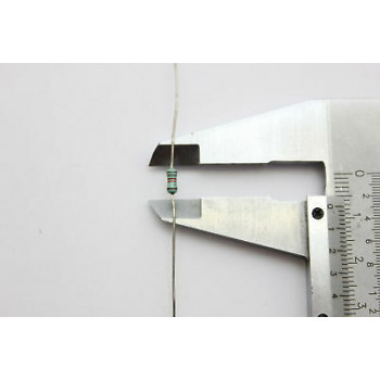 RESISTOR. 1/4W 18K2 18.2K 1% *8 PC* NOS (New Old Stock)