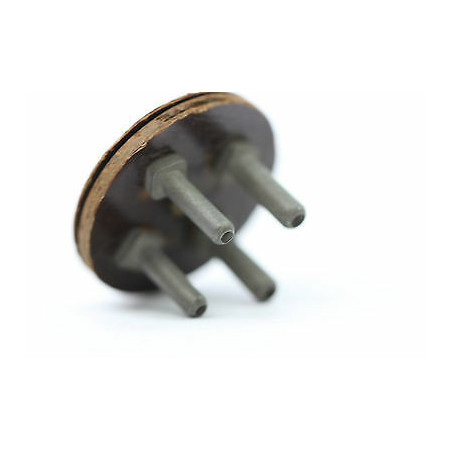 4 PINS SOCKET FOR SPEAKER CONNECTION. ZOCALO 4 PINS PARA CONEXION ALTAVOCES. Z2