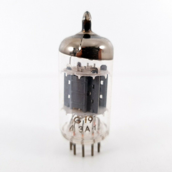 1 X ECC82 TUBE. RTC BRAND. 1960s PHILIPS PRODUCTION. DIMPLE GETTER. CÑ  ENA