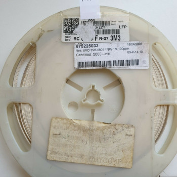 10 x 3.3M 1/8W 1% 100PPM SMD PHYCOMP RESISTOR. CA391U3000F010721