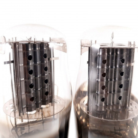 2 X VU39 TUBE. BLACK PLATES. 1940s PROD. AG  ENA