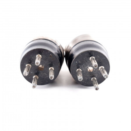 2 X VU39 TUBE. BLACK PLATES. 1940s PROD. AG  ENA