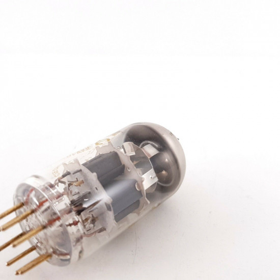 1 X E88CC TESLA TUBE. 1960s PRODUCTION. GOLD PIN. GOLD GRID.  81/96%. CH139