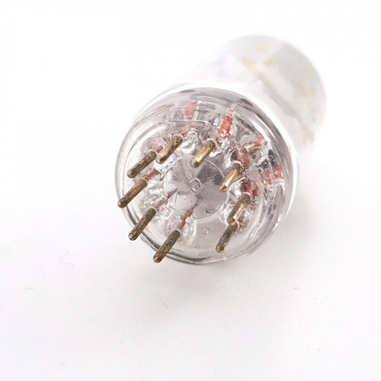 1 X E88CC TESLA TUBE. 1960s PRODUCTION. GOLD PIN. GOLD GRID.  140/112%. CH139