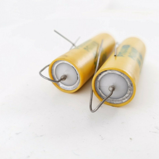 2 X 0.68mF 200V 10% PYRAMID CAPACITOR. PGIMV. 27 CP  ENA