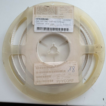 10 x 24R 1/4W 1% 100PPM SMD PHYCOMP RESISTOR. (R487) CA395U2500F020821