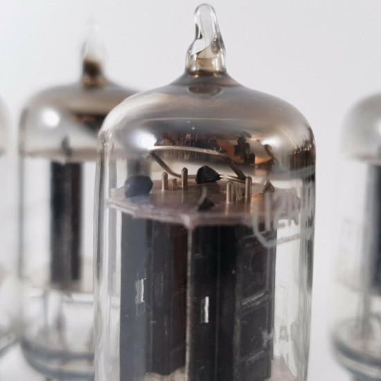 10 X 12AU7A RCA TUBE. 17MM BLACK PLATES. BLACK PLATES. 1960s PRODUCTION. CT  ENA