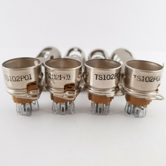 4 X 7 PIN TUBE SOCKET + SUPPORT. SYLVANIA. TS102P01. HIGH QUALITY CQ  ENA