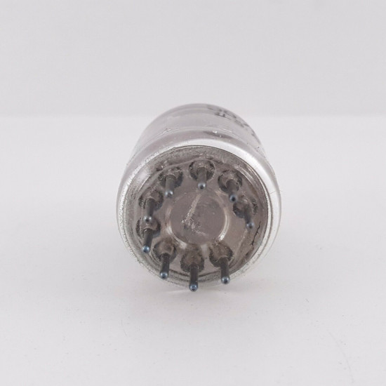 1 X JHS 5670 SYLVANIA TUBE. 7. CH48