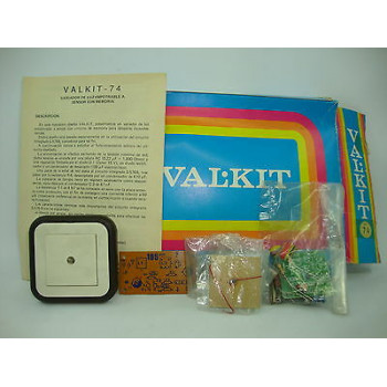 VAL-KIT  NUM 74 VARIADOR LUZ EMPOTRABLE A SENSOR CON MEMORIA. 70´S YEAR. R74 A47