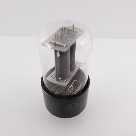 1 X 1635 RCA TUBE. 13. CH48