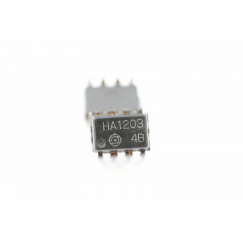 HA1203 HITACHI INTEGRATED CIRCUIT NOS ( New Old Stock ). 1PC. C525BU10F100914