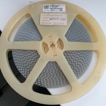 10 x 68.1R 1W 1% 100PPM SMD PHYCOMP RESISTOR. (R518) CA396U4000F030821