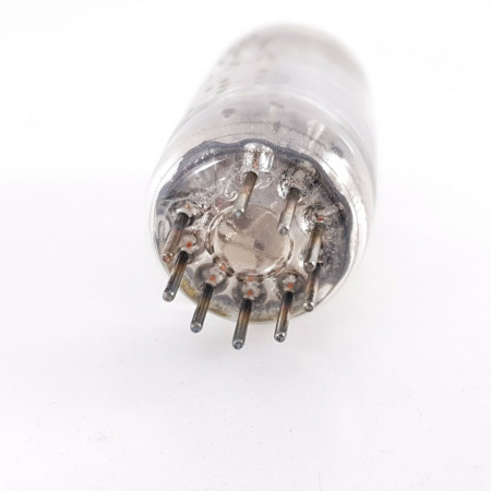 1 X 12AT7 / ECC81 UNITED TUBE. 1970s PROD. 120/122% CF  ENA