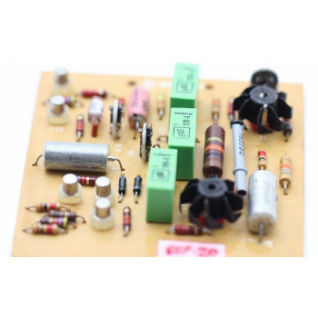 OLD PCB RS NA803/11/38. TRIMMERS, TRANSISTORS, CAPACITOR NOS 1PC. CA327U2F050717