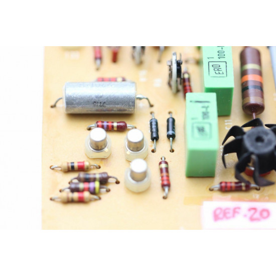 OLD PCB RS NA803/11/38. TRIMMERS, TRANSISTORS, CAPACITOR NOS 1PC. CA327U2F050717