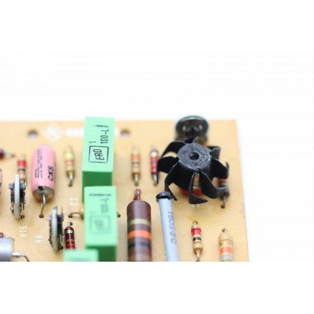 OLD PCB RS NA803/11/38. TRIMMERS, TRANSISTORS, CAPACITOR NOS 1PC. CA327U2F050717