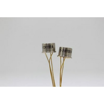 2N1132A GOLD TRANSISTOR NOS( New Old Stock ) 1PC. C268U53F280414