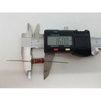 VINTAGE PIHER RESISTOR. 1W 8K2 8.2K 5% *1 PC* NEW ORIGINAL 1970´S+