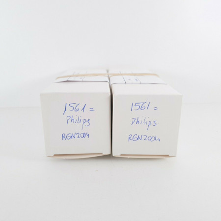 2 X 1561 / RGN2004 PHILIPS-MINIWATT TUBE. SMOOTH PLATES. 1950s. CD  ENA