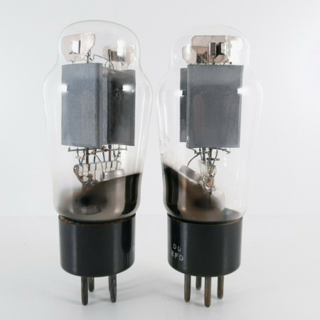 2 X 1561 / RGN2004 PHILIPS-MINIWATT TUBE. SMOOTH PLATES. 1950s. CD  ENA