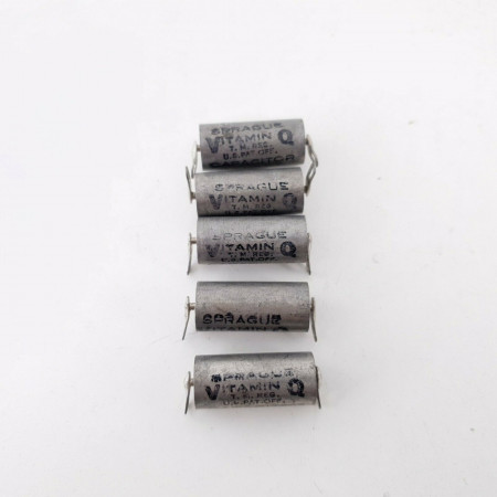 5 X 0.1uF 10% 100V SPRAGUE CAPACITOR VITAMIN Q. P68832. RADIAL. 16 CP  ENA