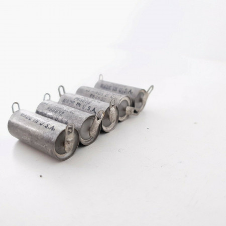 5 X 0.1uF 10% 100V SPRAGUE CAPACITOR VITAMIN Q. P68832. RADIAL. 16 CP  ENA