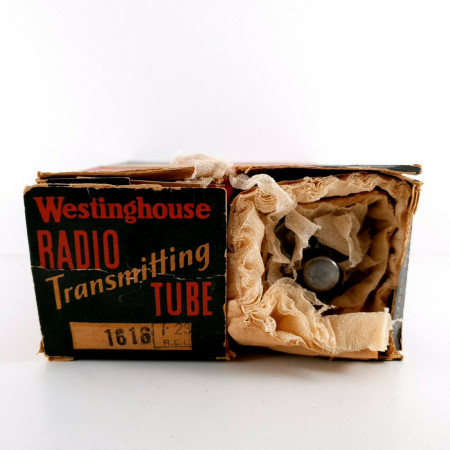 2 X 1616 TUBE. WESTINGHOUSE / RADIOTRON BRAND. MADE IN CANADA. CD  ENA