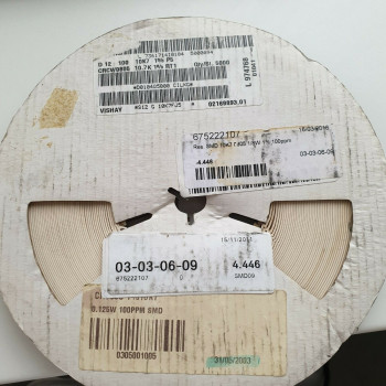 10 x 10.7K 1/8W 1% 100PPM SMD VISHAY RESISTOR. CA391U4400F060721